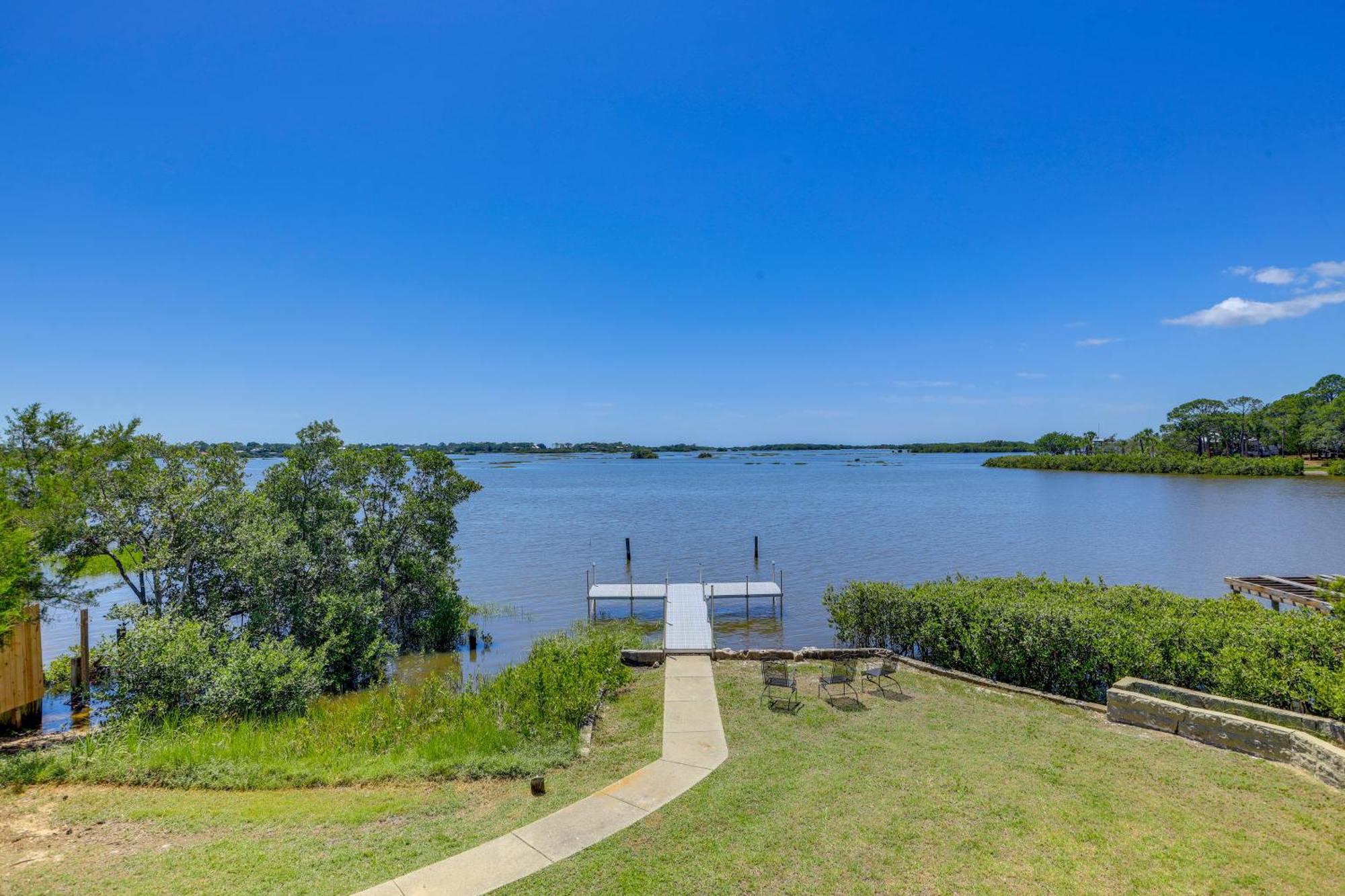 Вілла Waterfront Duplex With Dock And Views Near Town! Сідар-Кі Екстер'єр фото